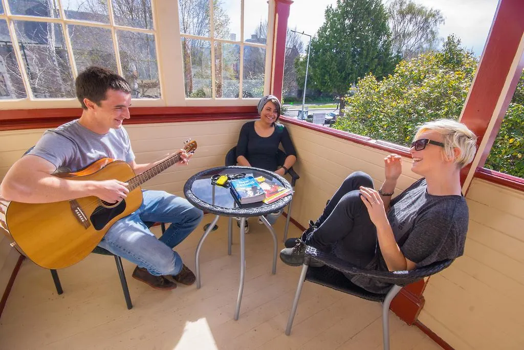 Yha Christchurch Rolleston House Hostel New Zealand