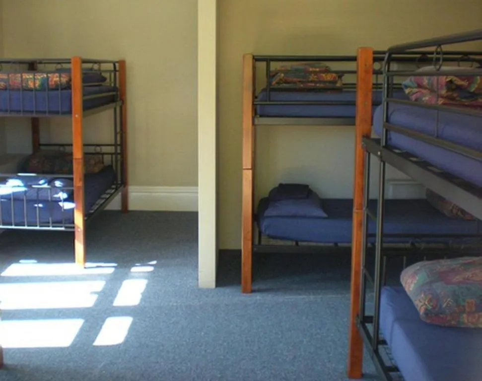 Yha Christchurch Rolleston House Hostel New Zealand