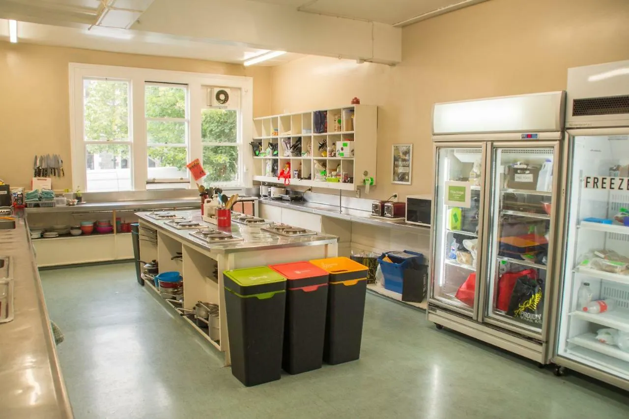 Yha Christchurch Rolleston House Hostel New Zealand