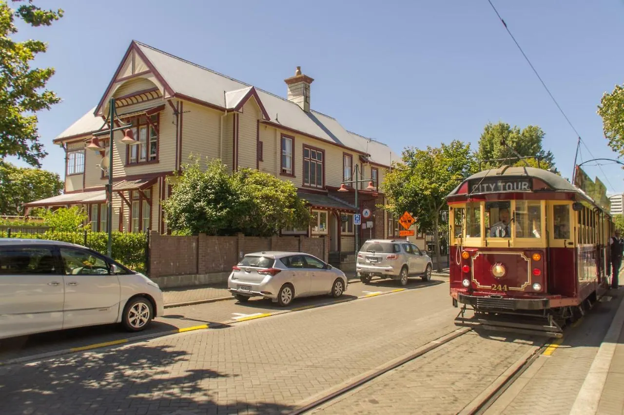 Yha Christchurch Rolleston House Hostel
