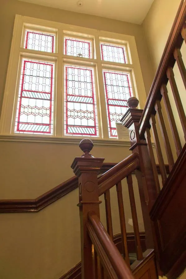 Yha Christchurch Rolleston House Hostel