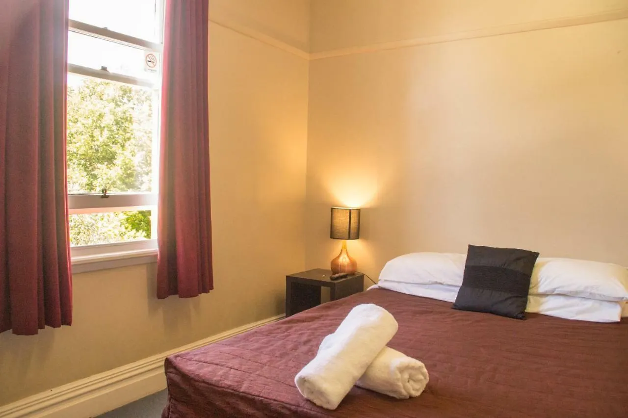 Yha Christchurch Rolleston House Hostel